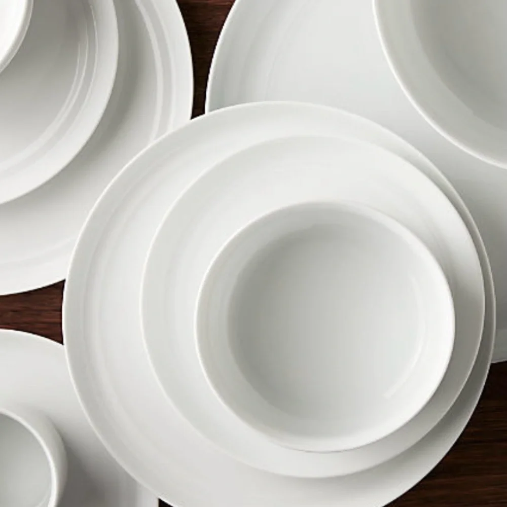 CRATE & BARREL Aaron Probyn Hue Large Platter Bright white Porcelain LIKE NEW